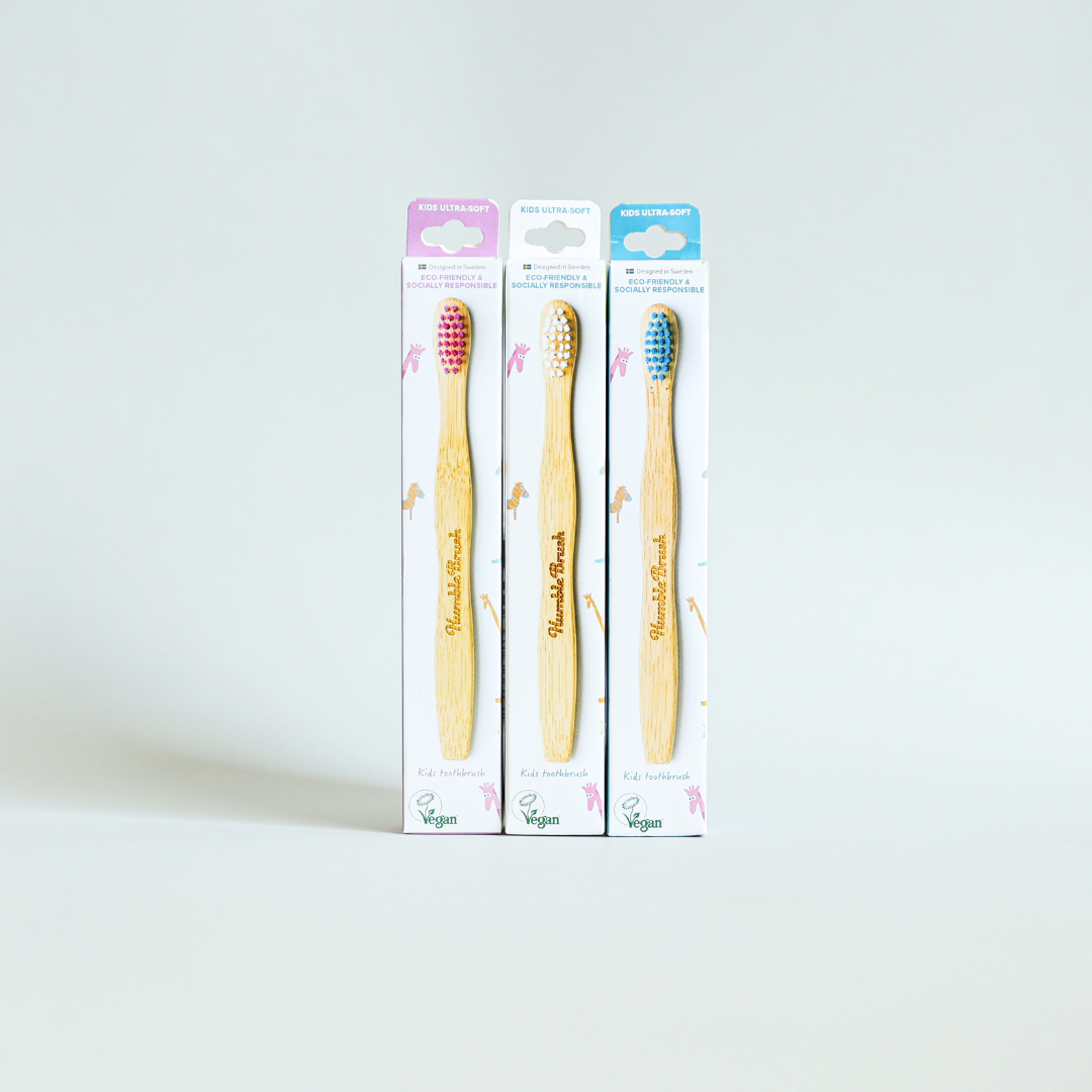 Escova Dental Infantil de Bambu - The Humble Co.