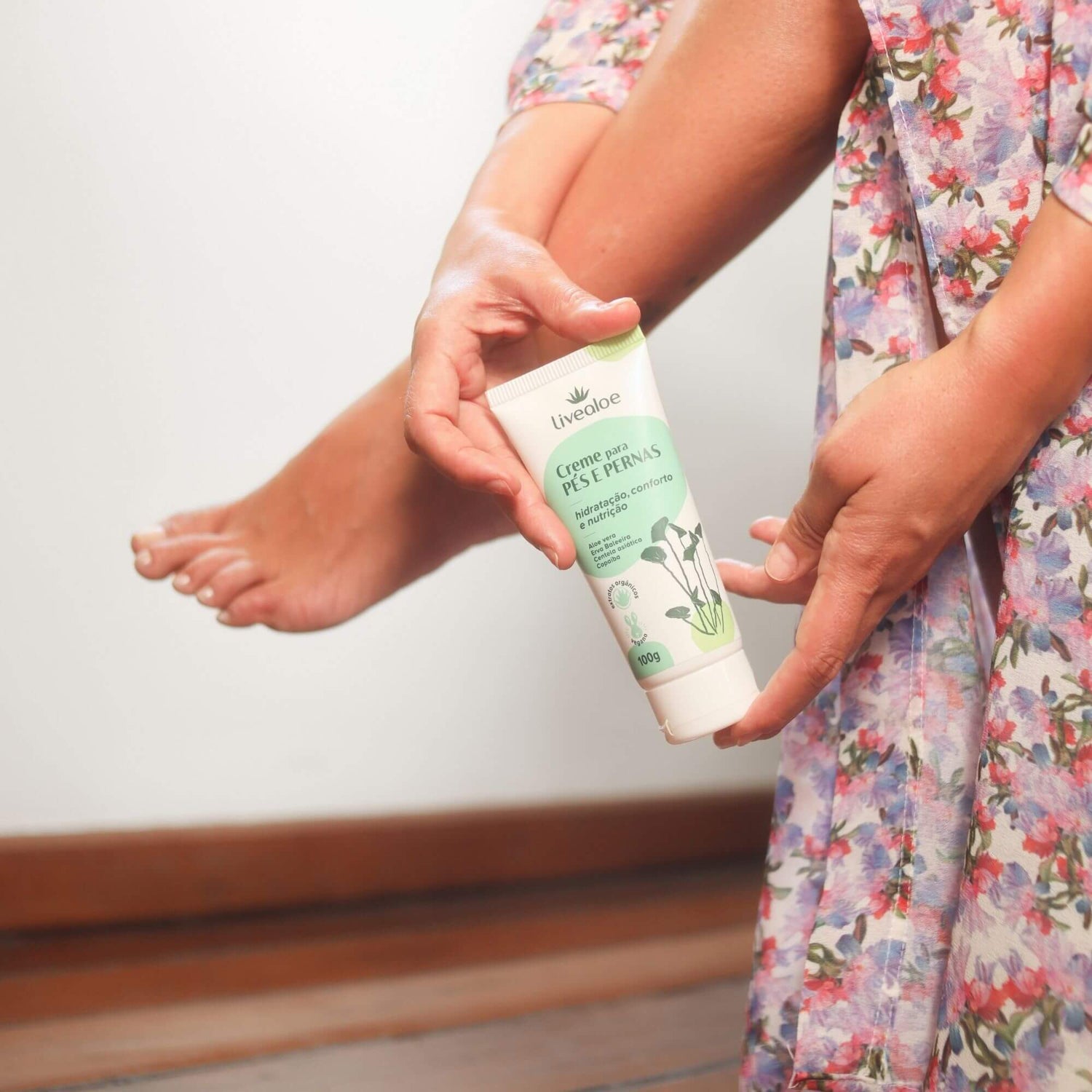 Creme para Pés e Pernas 100g - Livealoe